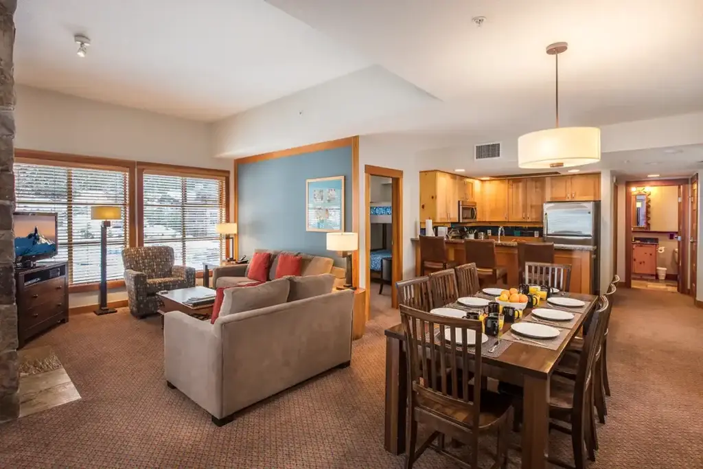 Legends Whistler - Creekside